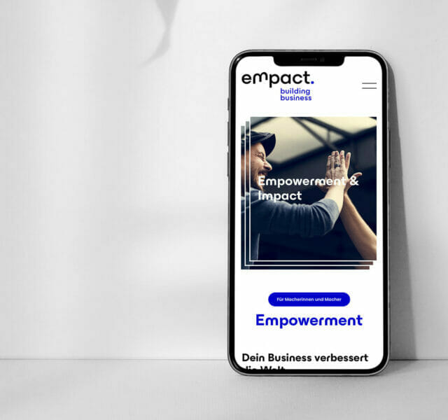 Portfolios 4 Empact Mockup iPhone